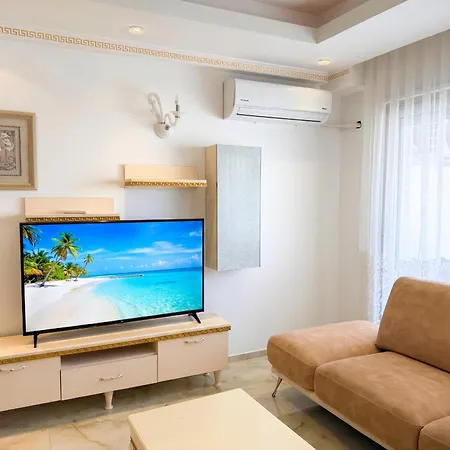 Beachfront & Sea View 111