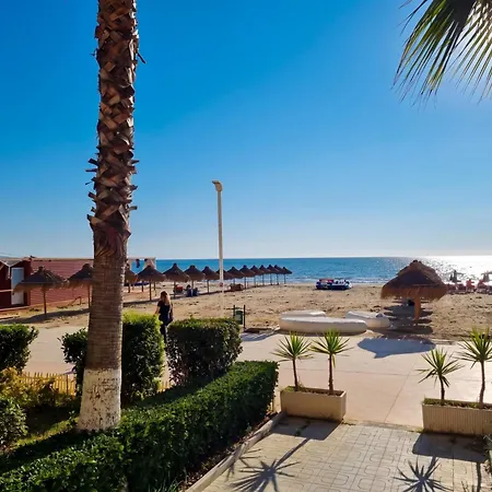 Beachfront & Sea View 111 Appartamento Durrës